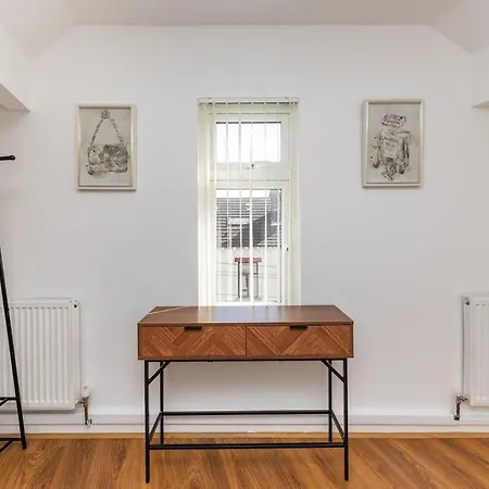 Beautiful - Parking - Yorksha * Leeds (West Yorkshire)