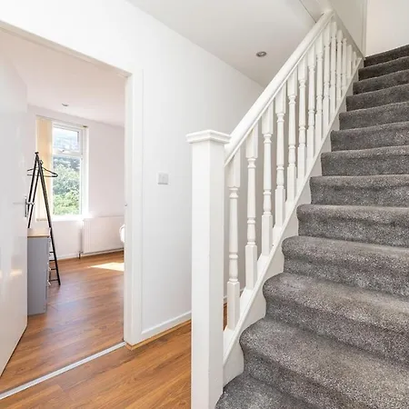 Vakantiehuis Beautiful - Parking - Yorksha Leeds (West Yorkshire)