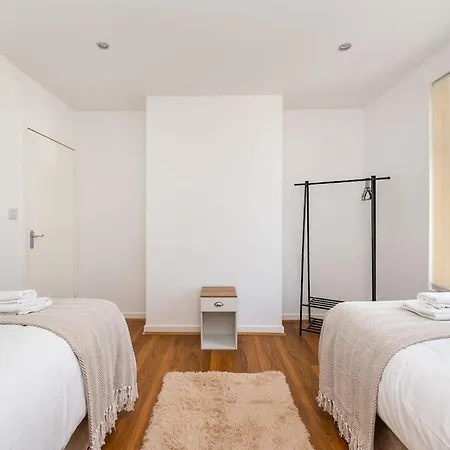 بيت للعطل Beautiful - Parking - Yorksha ليدز